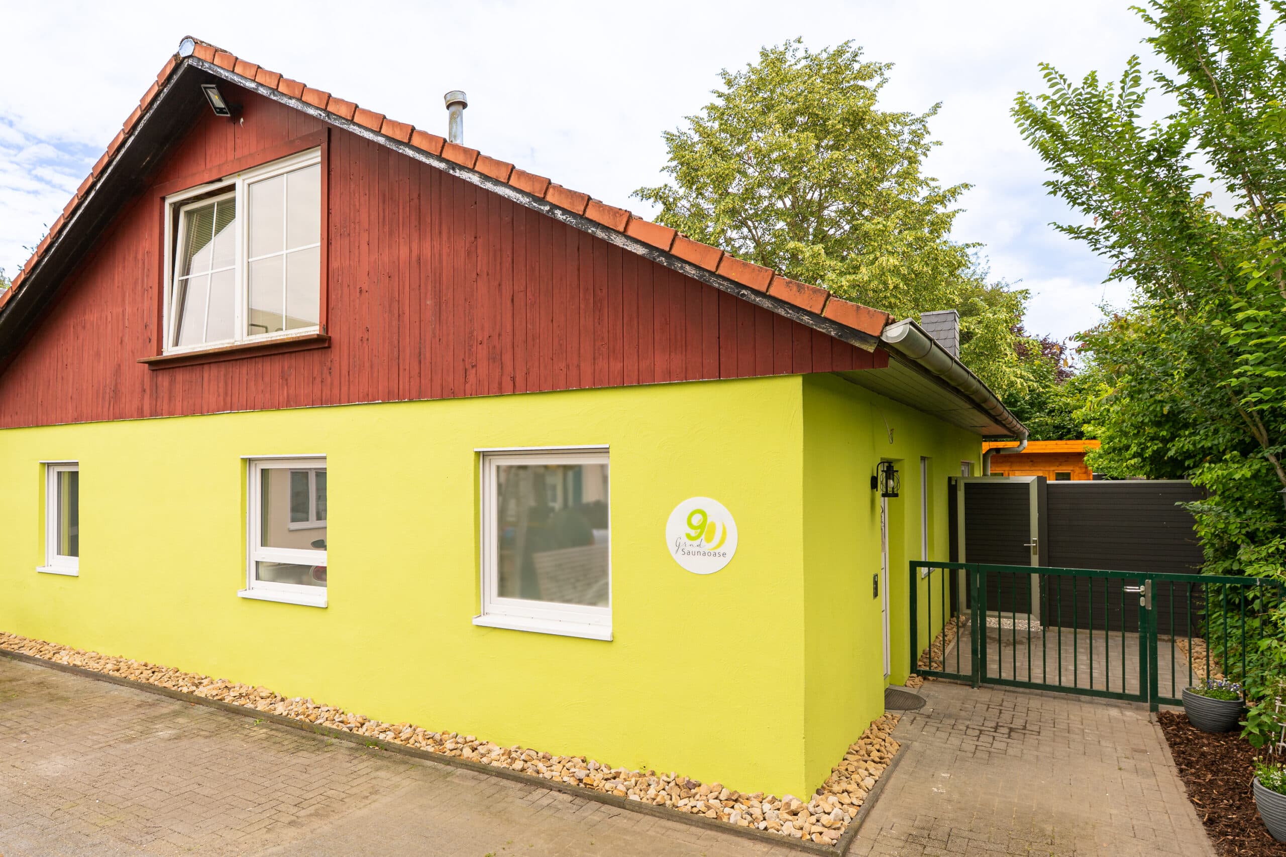 Außenansicht der Saunaoase 90 Grad